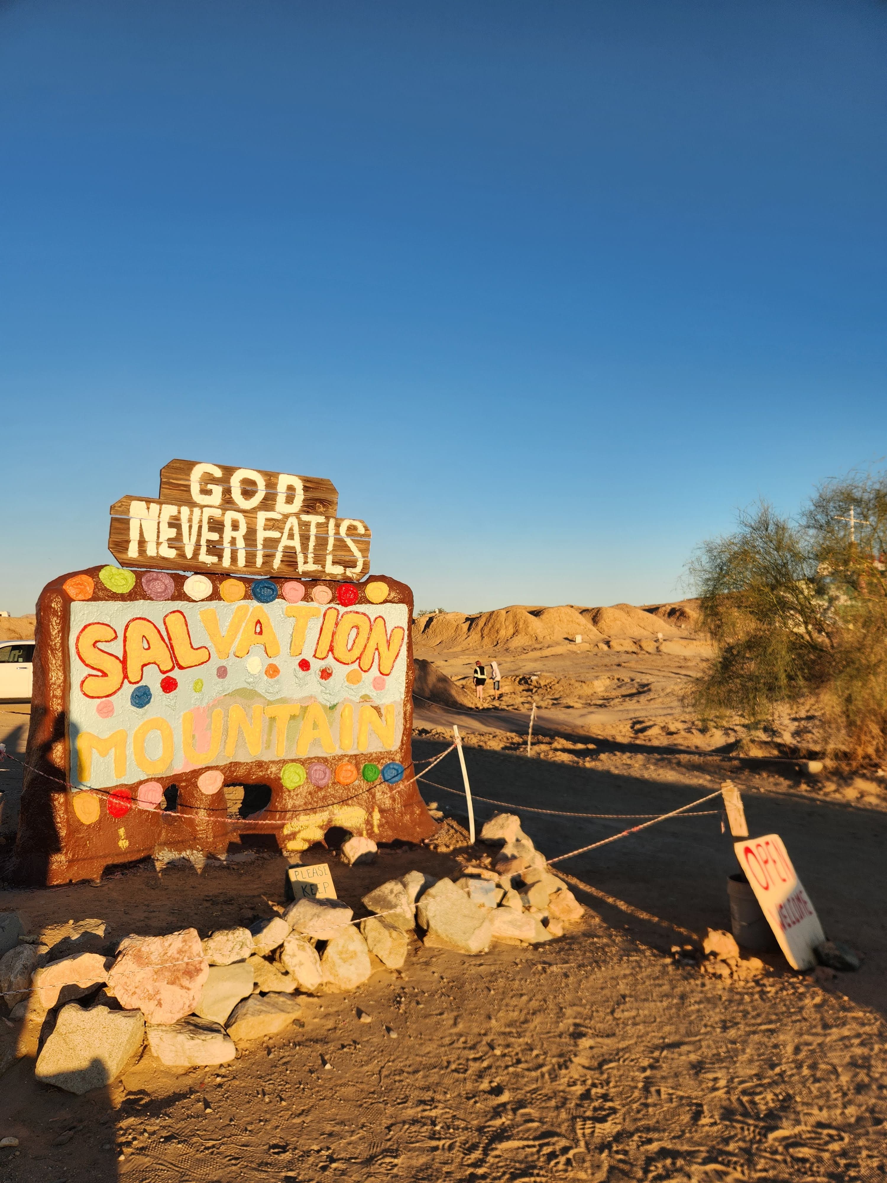 Salvation Mountain Album Picture 2